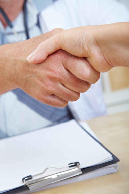 MFA und Arztheferinnen unterweisen Pflichtunterweisungen Arztpraxis